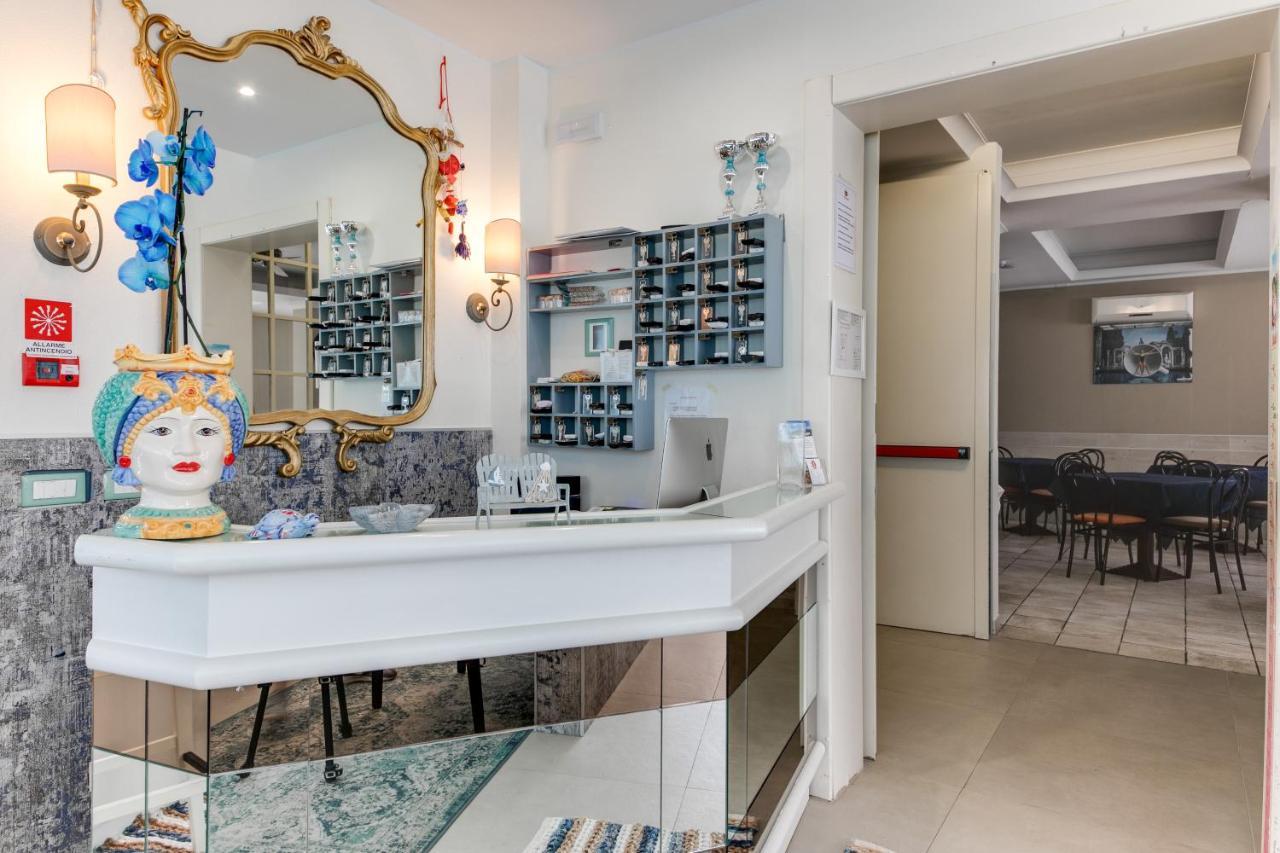 B&B Villa Madana Римини Экстерьер фото